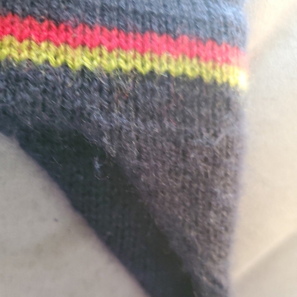 Handcrafted hat - Picture 6 of 12